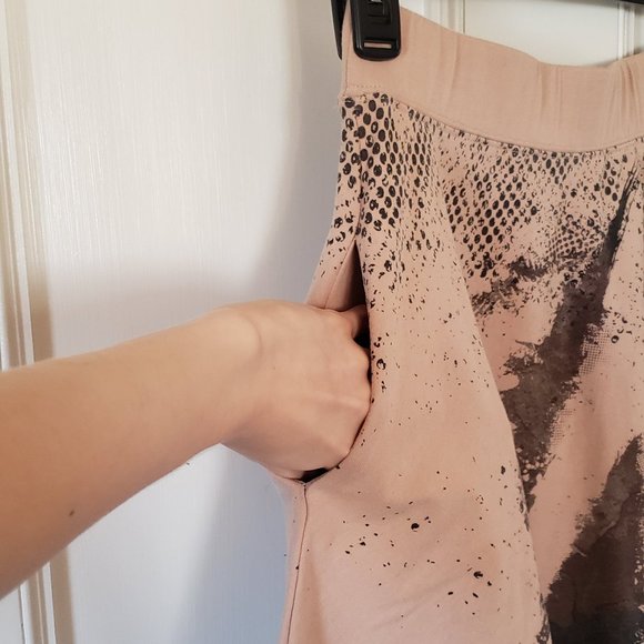 ThinkGeek exclusive womens SMALL Marvel Avengers Assemble skater skirt pockets - Picture 7 of 10